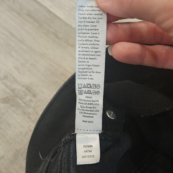 Spanx Bootcut Jeans Womens Size M Black Pull On Stretch Denim Slimming Comfort - Picture 10 of 11